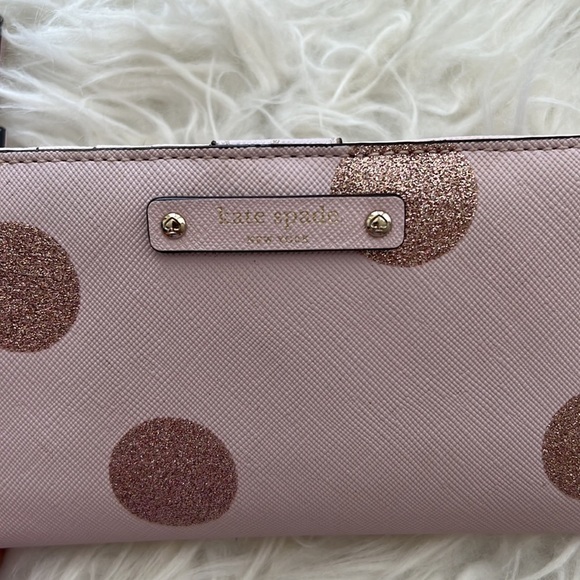SOLD- Kate Spade light pink wallet - Picture 6 of 8